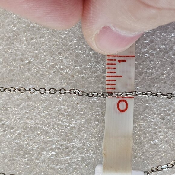 Premier Design Silver Tone Dainty Necklace Good Luck Horse Shoe Rhinestones 16" - Picture 4 of 5